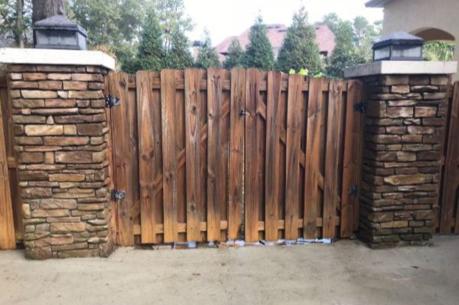Deck and fence pressure washing in West Georgia